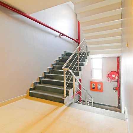 Super Townhouse Mancheswar Industrial Estate Hotel Bhubaneswar Bagian luar foto
