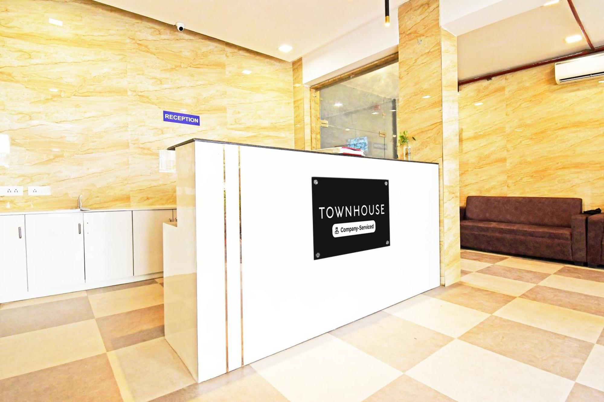 Super Townhouse Mancheswar Industrial Estate Hotel Bhubaneswar Bagian luar foto