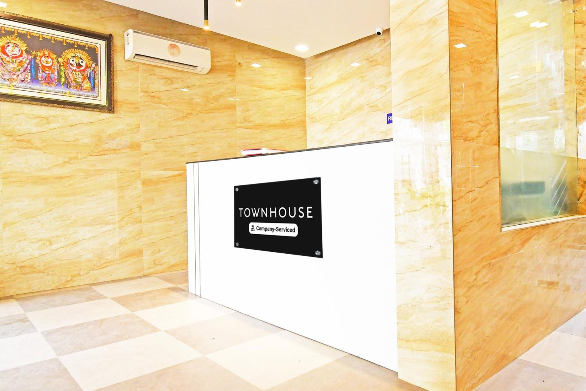 Super Townhouse Mancheswar Industrial Estate Hotel Bhubaneswar Bagian luar foto